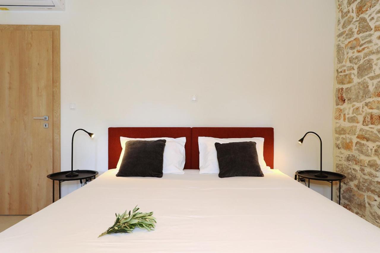 Villa Mira With A Heated Pool And A Sea View Bozava Luaran gambar